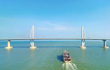 港珠澳大桥海上游