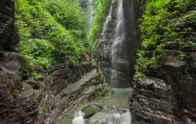 坐龙峡风景区